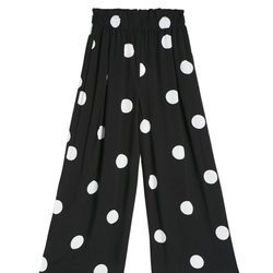 Pantalón negro con lunares blancos de la colección Beachwear SS18 de Oysho