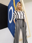 Stella Maxwell en la nueva campaña de Pepe Jeans primavera/verano 2018