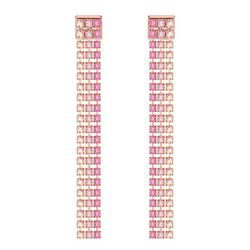 Pendientes largos de brillos rosas  de la colección Swarovski primavera/verano 2018