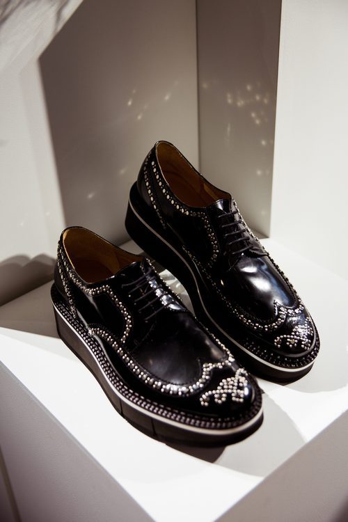 Mocasines negros con tachuelas metálicas de Clergerie hombre para la temporada FW18