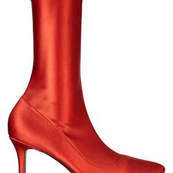 Botín rojo de raso de Asos para San Valentín 2018