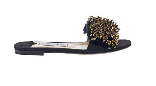 Sandalia negra y dorada de la nueva colección de Jimmy Choo 2018