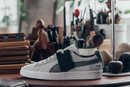 Zapatilla Puma gris con la colaboración de Michael Lau 2018