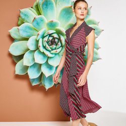 Vestido midi print de la colección primavera/verano 2018 de Trucco