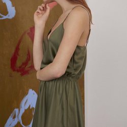 Camisón verde con tira ajustable de la colección de Oysho Sleepwear primavera/verano 2018