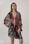 Bata de estampados florales de la colección de Oysho Sleepwear primavera/verano 2018