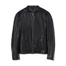 Cazadora para hombre en color negro de la Nueva Colección SS2018 de la firma Sisley