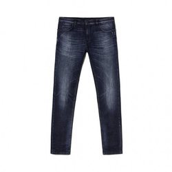 Pantalón vaquero para hombre de la Nueva Colección SS2018 de Sisley