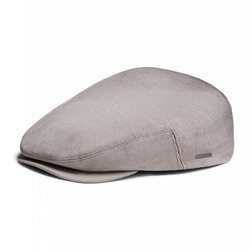 Gorra en tonos grises de la Nueva Colección Cápsula Maserati de Ermenegildo Zegna 2018