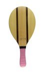 Pala de madera con el mango rosa de Naïve para el verano 2018
