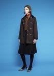 Abrigo negro con cuatro broches de Fay para el otoño/invierno 2018
