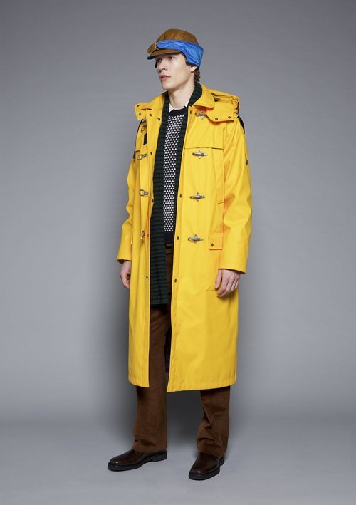 Abrigo largo amarillo de gancho de Fay para el otoño/invierno 2018