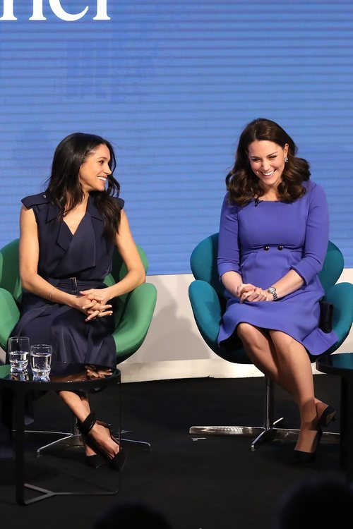 Meghan Markle y Kate Middleton con dos looks opuestos en el I Forum de la Royal Fundation