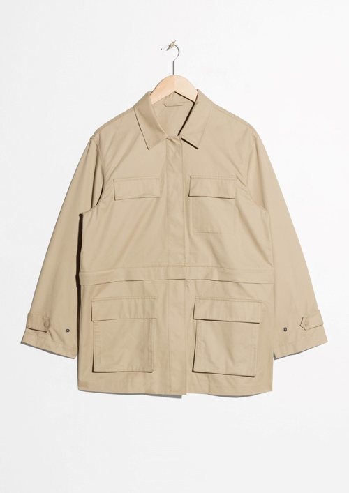 chaqueta militar en color beige e la Nueva Colección Primavera/Verano 2018 de & Other Stories