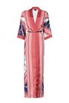 Kimono maxi de tonalidad coral de la nueva colección de Pinko de kimonos