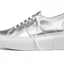 Zapatilla up 5 de seda plateada con plataforma blanca de Superga 2018