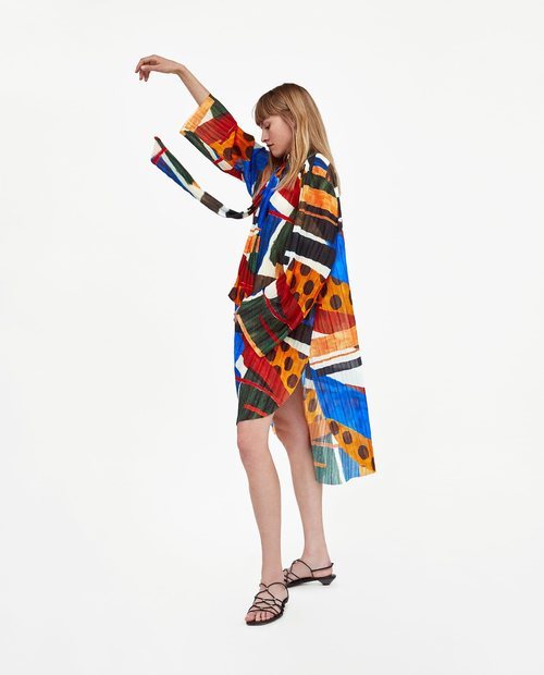 Camison de estampado de colores geométricos de la Nueva Colección de Zara 2018