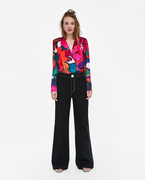 Body con estampado de flores de colores de la Nueva Colección de Zara 2018
