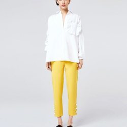 Camisa con volantes en color blanco de la Nueva Colección Primavera/Verano de Uterqüe 2018