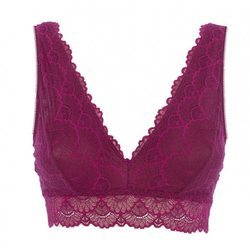 Bralette rosa fuqsia de encaje de la la colección de Black Limba primavera/verano 2018