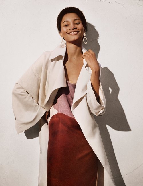 Vestido de terciopelo rojo y blanco de Spring Shades Mango para la primavera 2018