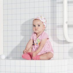 Vestido a rayas rosa y blancas de Tuc Tuc primavera/verano 2018