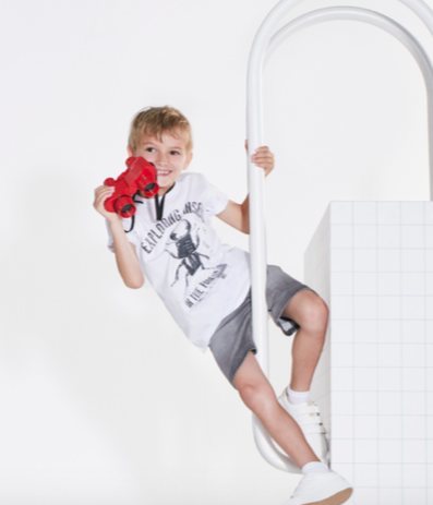 Short y camiseta blanca con estampados de Tuc Tuc primavera/verano 2018