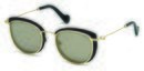 Gafas doradas y negras con el cristal claro de la nueva colección primavera/verano 2018 de Moncler