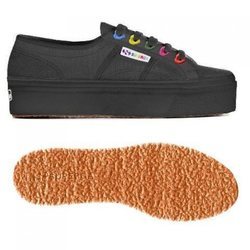 Zapatillas negras con los remates de colores de Superga primavera/verano 2018