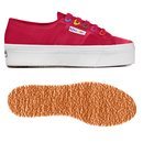 Zapatillas rojas con los remates de colores de Superga primavera/verano 2018
