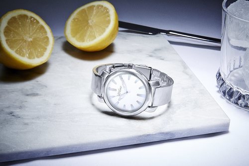 Reloj totalmente de plata de UNOde50 para el día del padre 2018