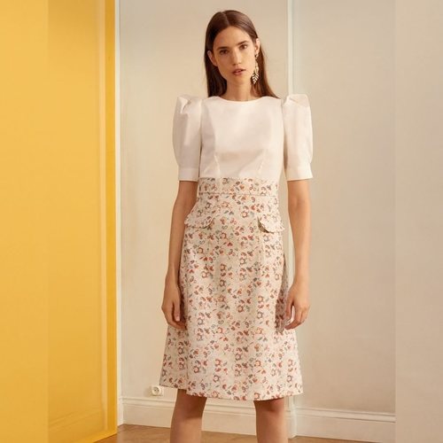 Vestido blanco y con estampados florales de la nueva colección de MAX&Co primavera/verano 2018