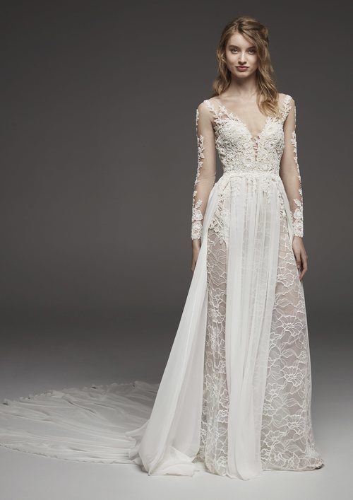 Vestido de transparencias, estampados y tul de Pronovias colección avance 2019