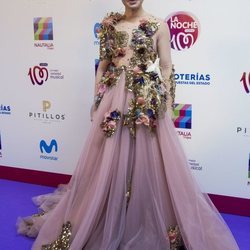 Soraya Arnelas con un vestido de fantasía en 'La noche de cadena 100' 2018