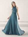Vestido azul de gasa de Pronovias Fiesta 2019