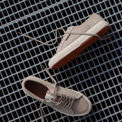 Zapatilla beige de Superga colección primavera/verano 2018