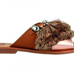 Sandalia con flecos de la nueva colección Gioseppo Woman primavera/verano 2018