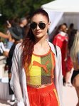 Camiseta de tirantes en color negra naranja y amarilla con tejido de rejilla de Puma