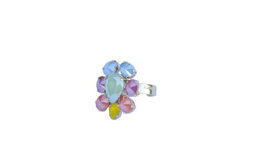 Anillo 'Rainbow' de la colección primavera/verano 2018 de Cucadas de Ana