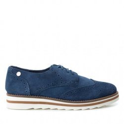 Zapato tipo Oxford azul marino de la colección primavera/verano 2018 de Carmela