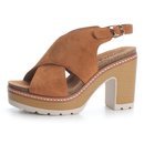 Sandalia cruzada de la colección primavera/verano 2018 de Carmela