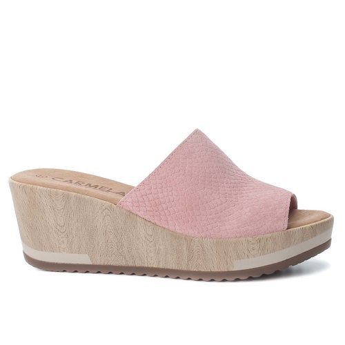 Cuña con tira ancha de la nueva colección primavera/verano 2018 de Carmela