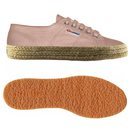 Zapatilla con cuerda de yuste de la nueva línea en tonos pastel de Superga