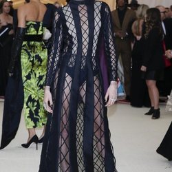 Cara Delevingne viste de Dior en la Gala Met 2018