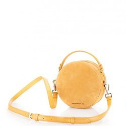 Bolso bombonera mostaza de la firma Salsa 2018