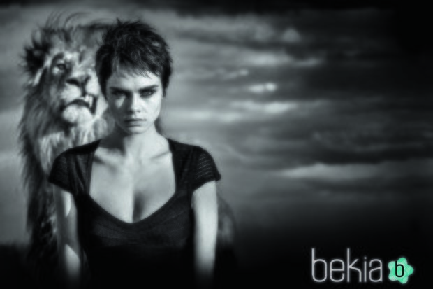 Imagen de la nueva campaña de TAG Heuer con Cara Delevingne