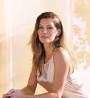 Gisele Bündchen en una imagen de la campaña para Intimissimi