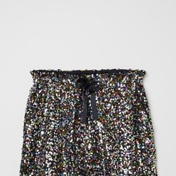 Short con lentejuelas de la nueva colección 'Love for All' de H&M