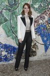 Emma Stone de Louis Vuitton en el desfile de su colección crucero 2019