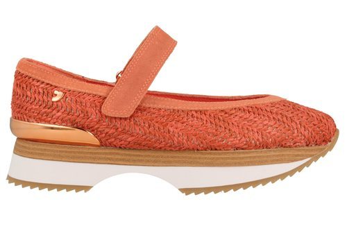 Zapato de rafia de la nueva colección primavera/verano 2018 de Gioseppo Woman